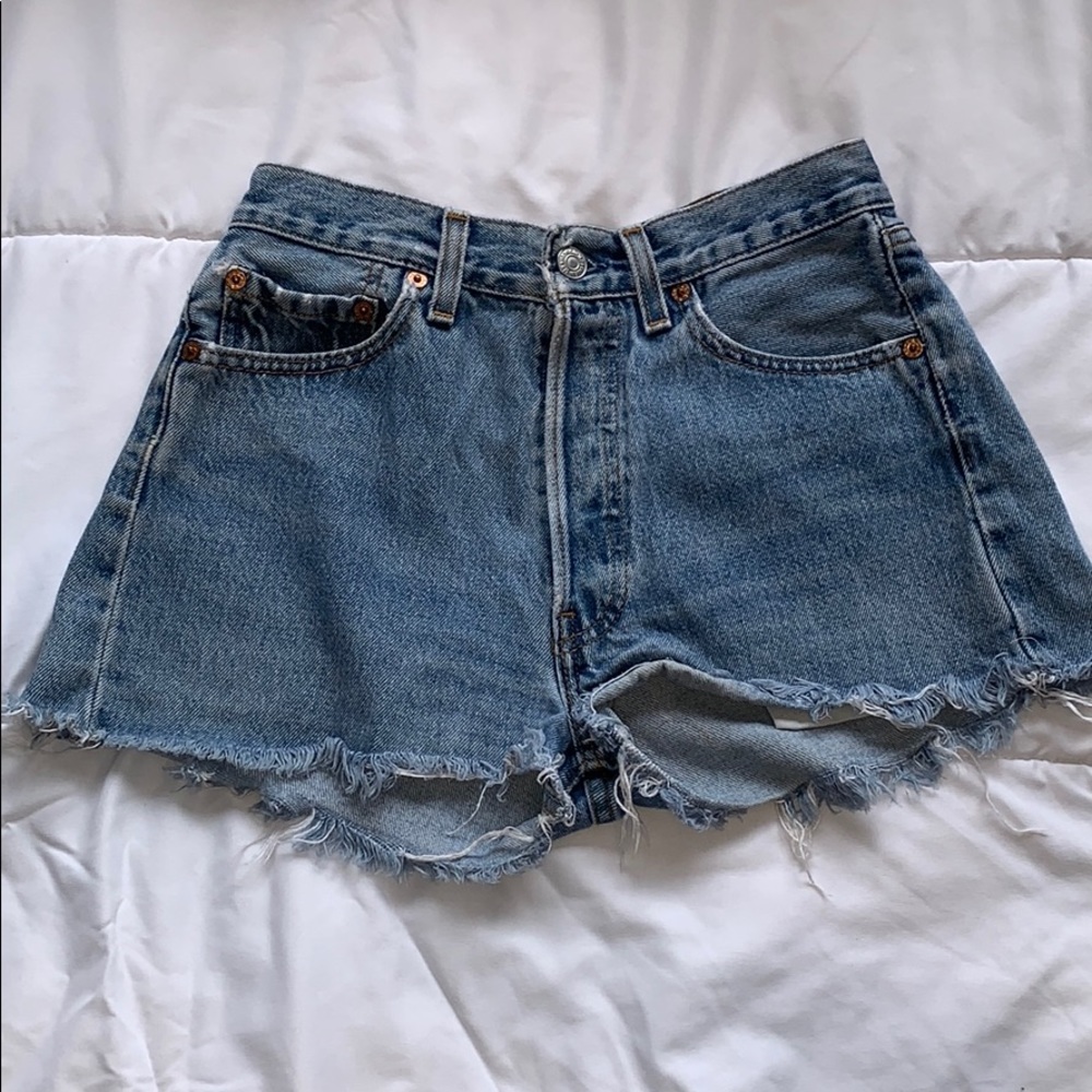 Levi high waisted jean shorts.